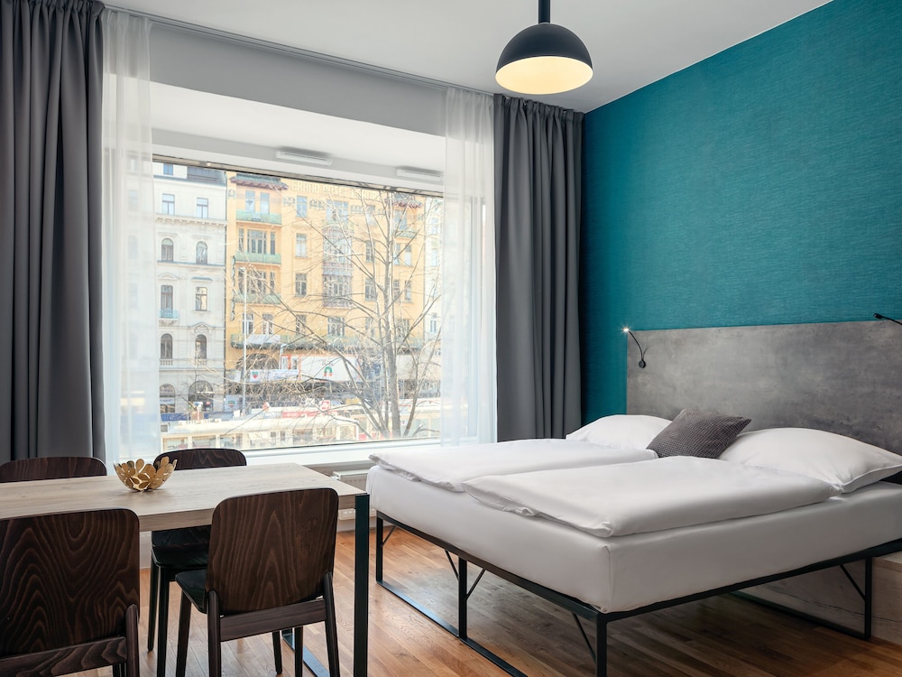 ea aparthotel melantrich