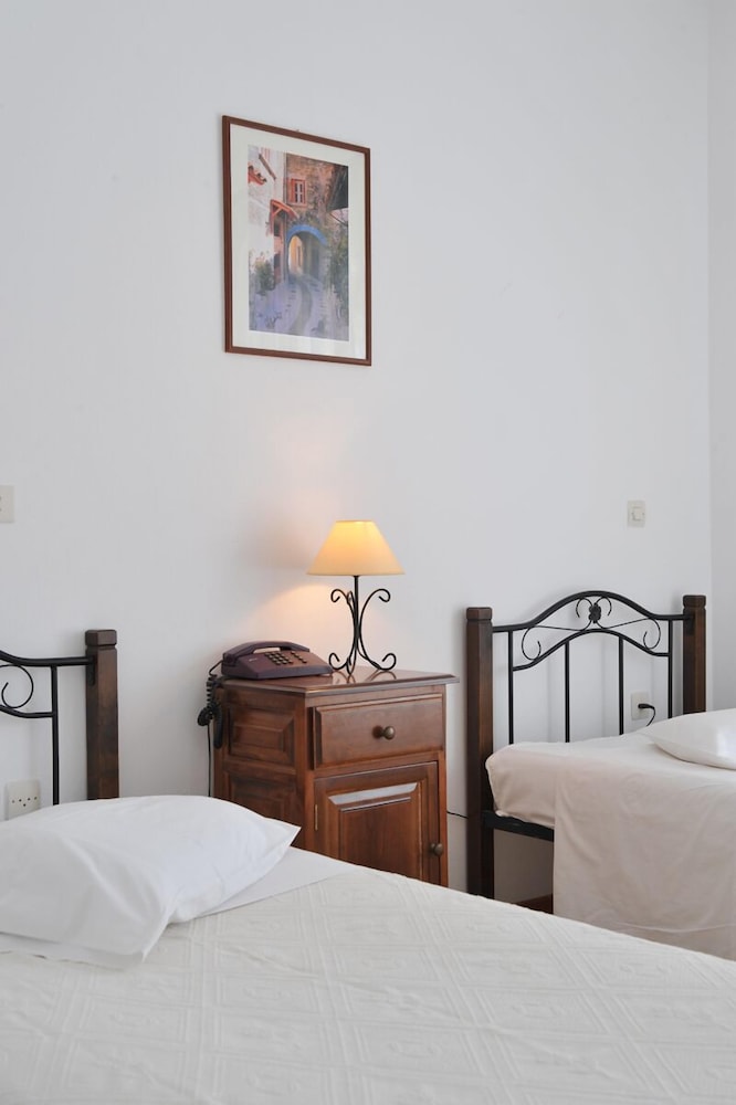 paros