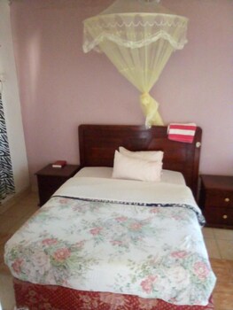 nahubwe safari lodge