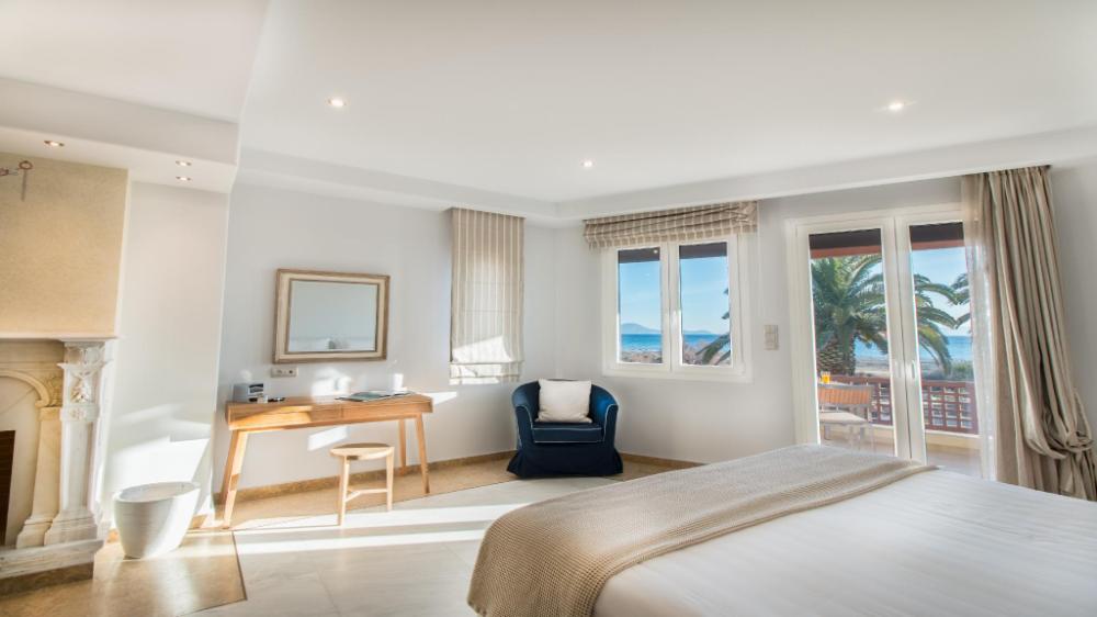 finikas hotel