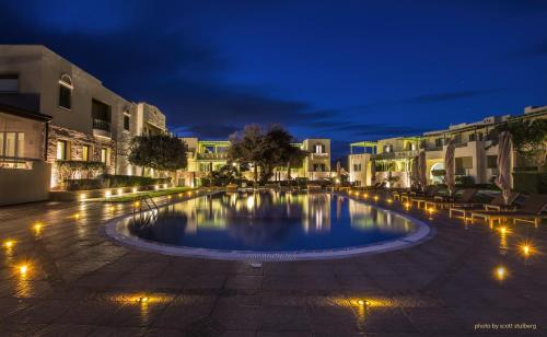 finikas hotel