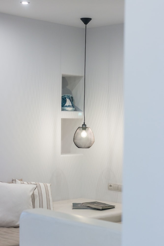 finikas hotel