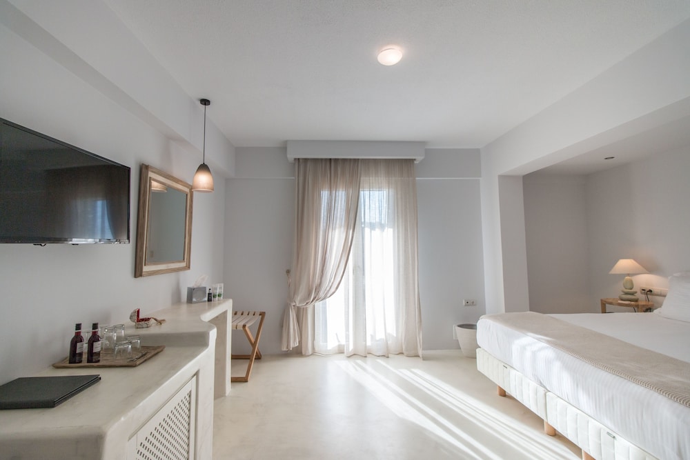 finikas hotel