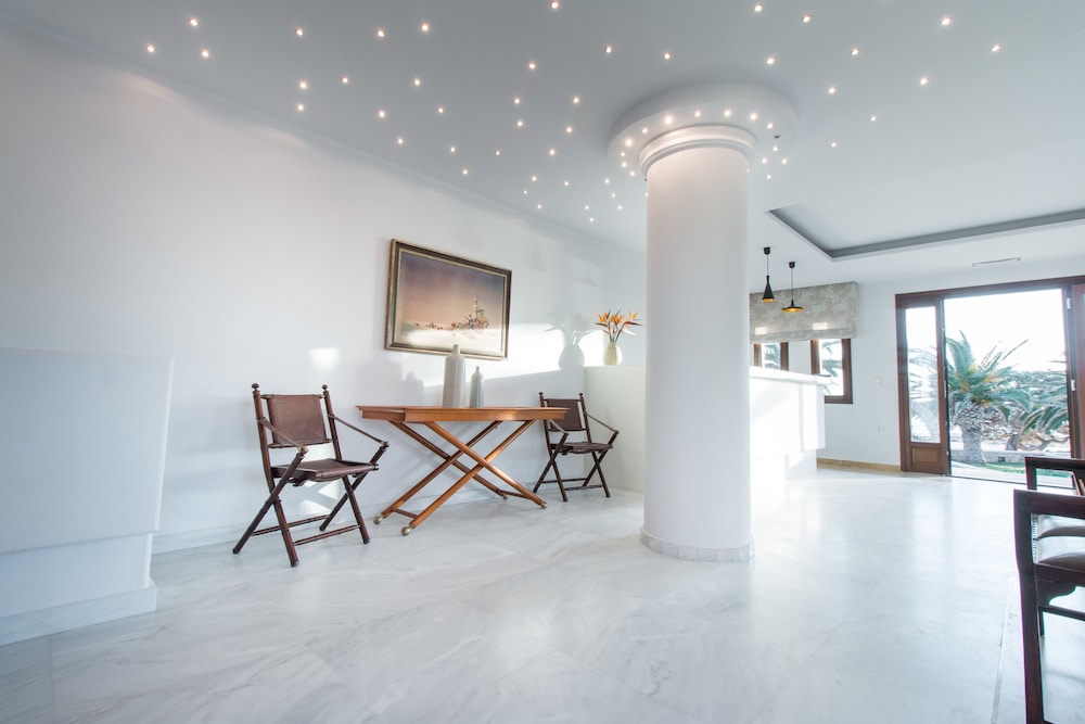 finikas hotel
