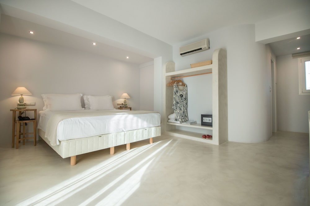 finikas hotel