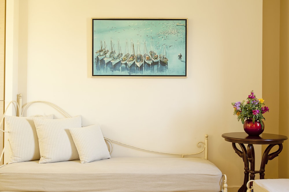 finikas hotel