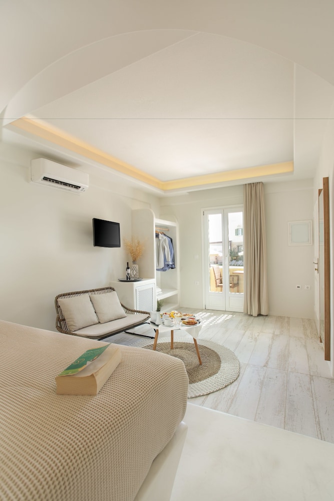 finikas hotel