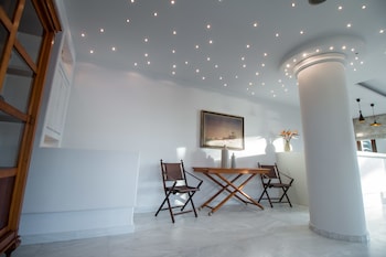 finikas hotel