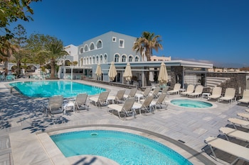 hotel makarios