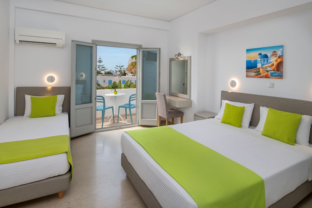 hotel makarios
