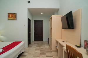 reddoorz plus near uin banjarmasin
