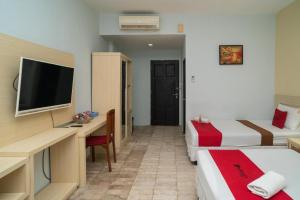 reddoorz plus near uin banjarmasin