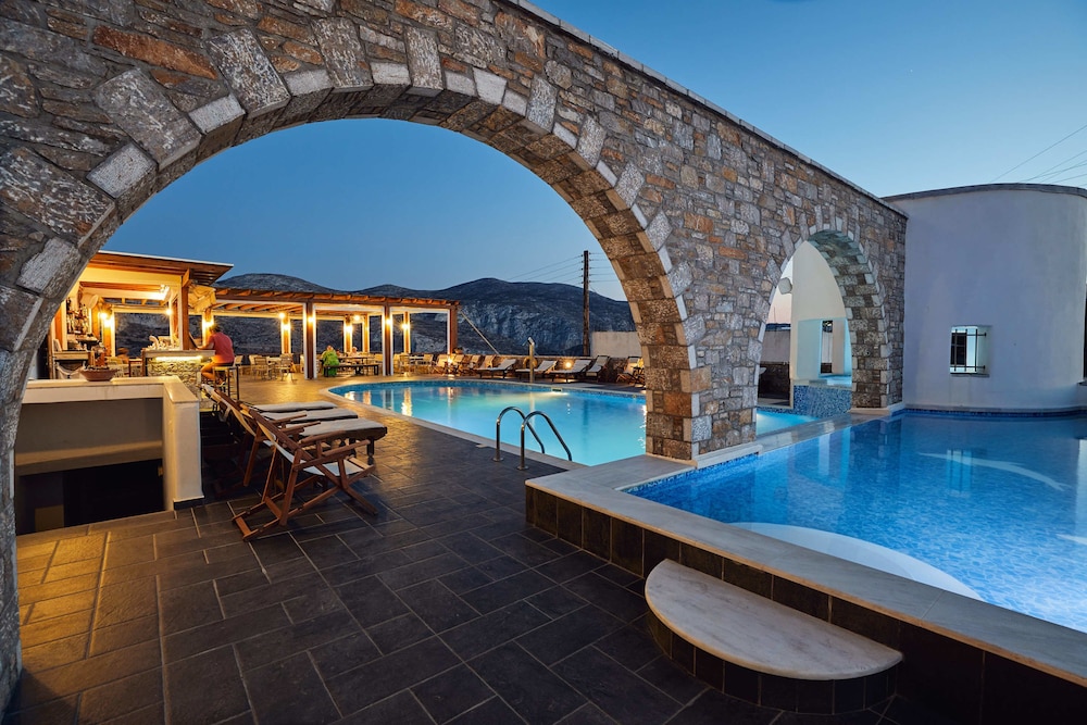 vigla hotel