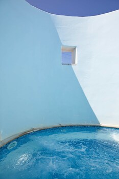 vigla hotel