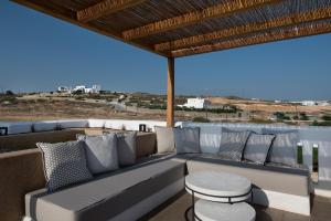 Kosmitis Suites & Villas,Paros>>Naousa,4 star