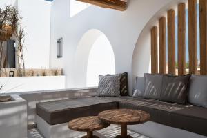 kosmitis suites and villas