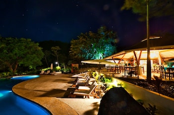 mikado natural lodge