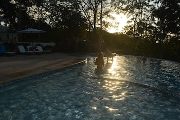 mikado natural lodge