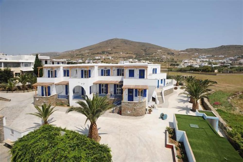 tinos