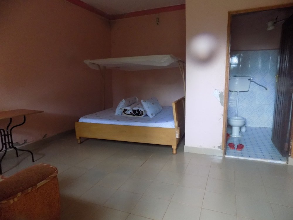 Green Garden Hotel,Near Livingstone International University,3 star