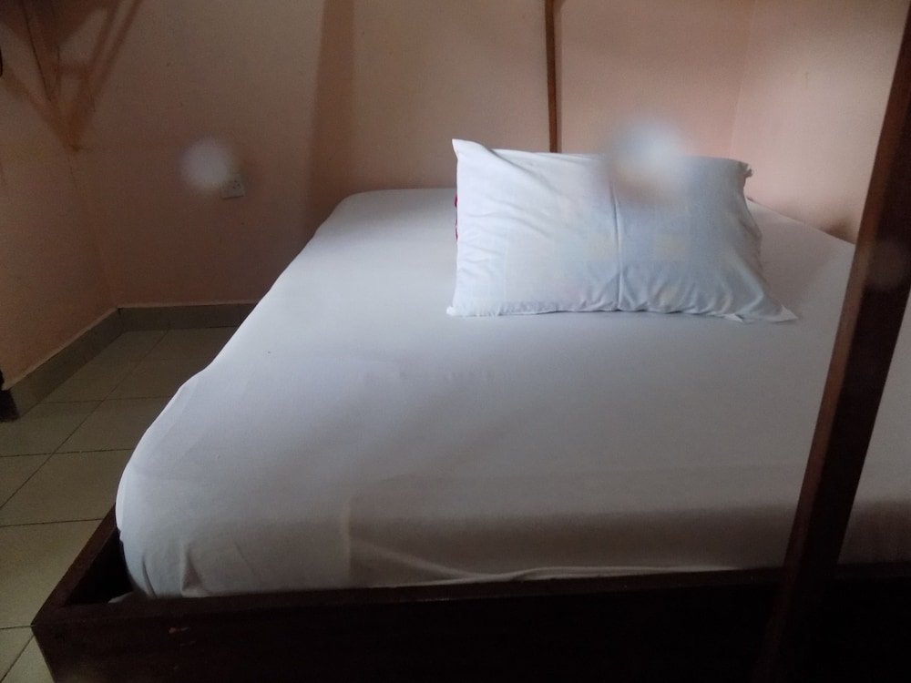 Green Garden Hotel,Near Livingstone International University,3 star