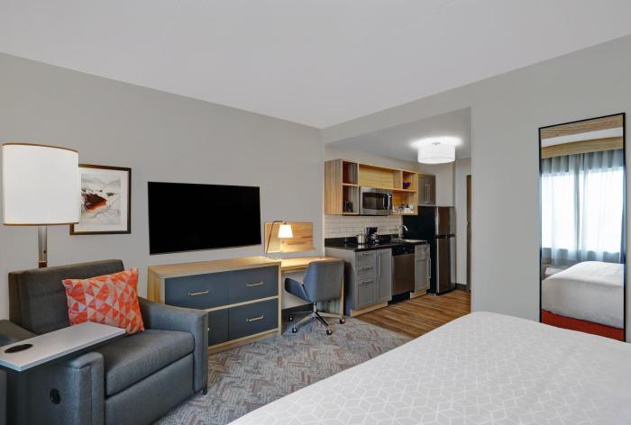 candlewood suites kingston west an ihg hotel