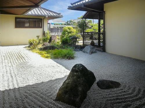 kansai airport pine villa