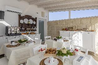 Petra Bianca,Near Pazzi Island,3 star