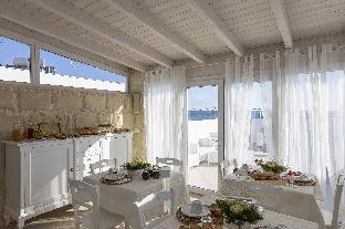 Petra Bianca,Near Pazzi Island,3 star