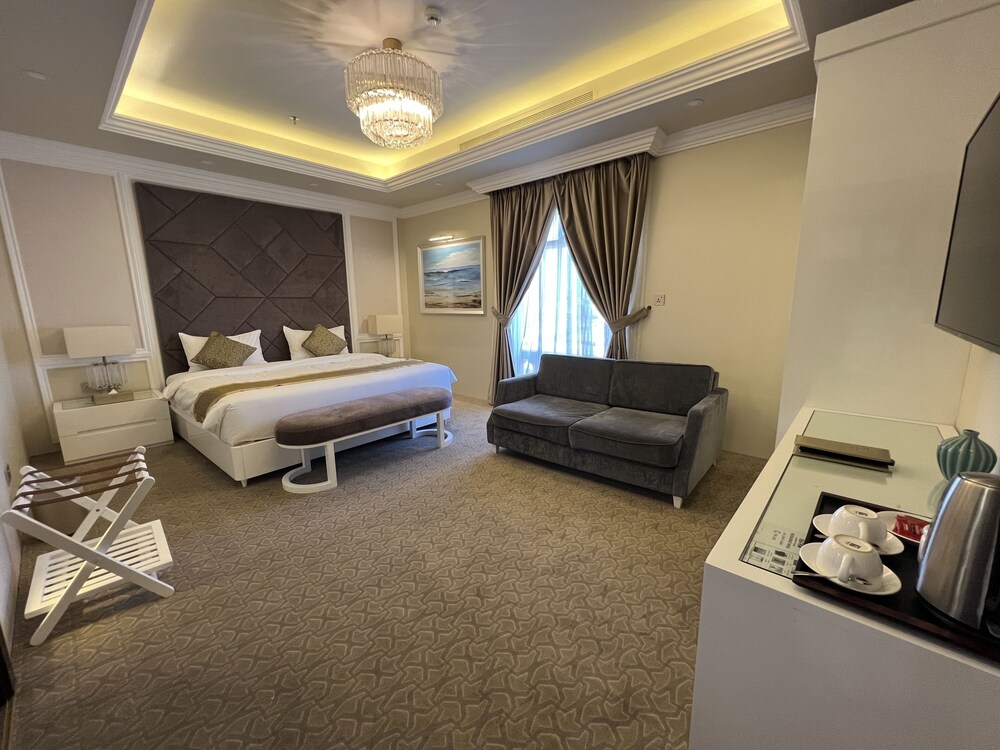 remaj hotel