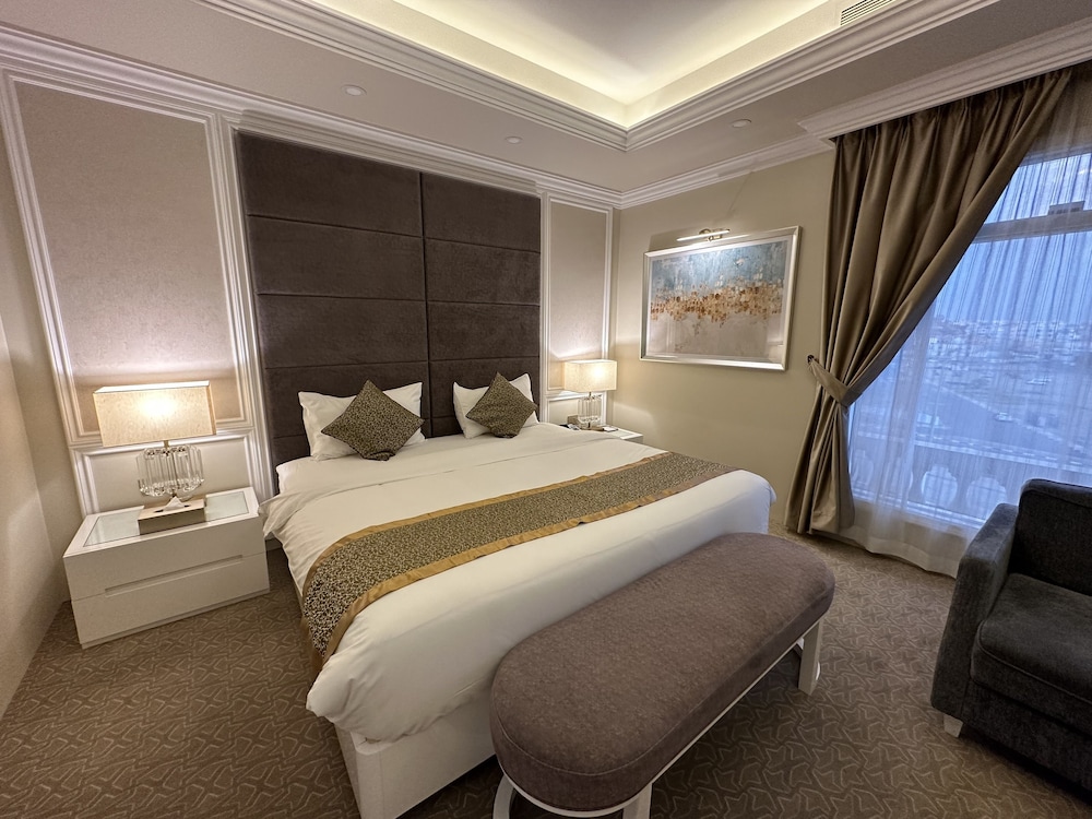 remaj hotel