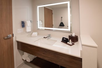 fairfield by marriott edmonton international airport