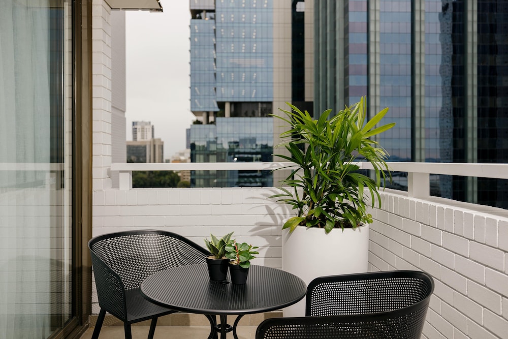 hotel indigo brisbane city centre by ihg