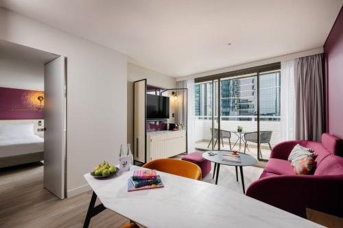 Hotel Indigo Brisbane City Centre By Ihg,South Brisbane>>Brisbane,5 star