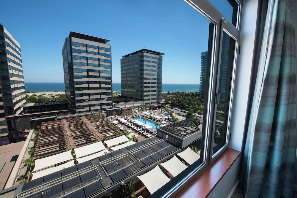 hilton diagonal mar barcelona