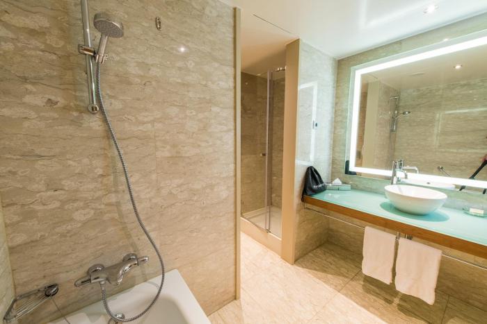 hilton diagonal mar barcelona