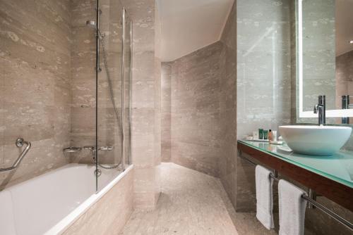 hilton diagonal mar barcelona