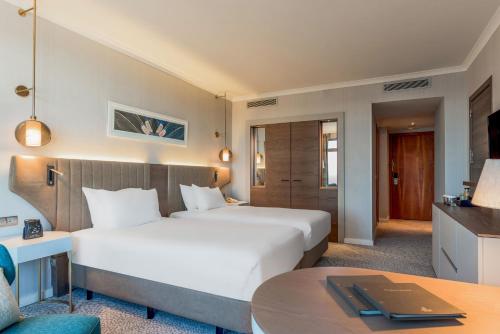hilton diagonal mar barcelona