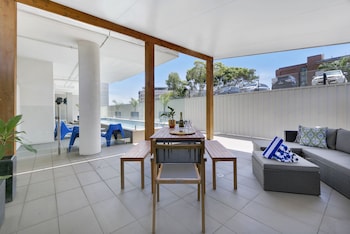 hotel diana south brisbane