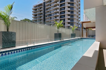 hotel diana south brisbane