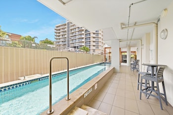 hotel diana south brisbane
