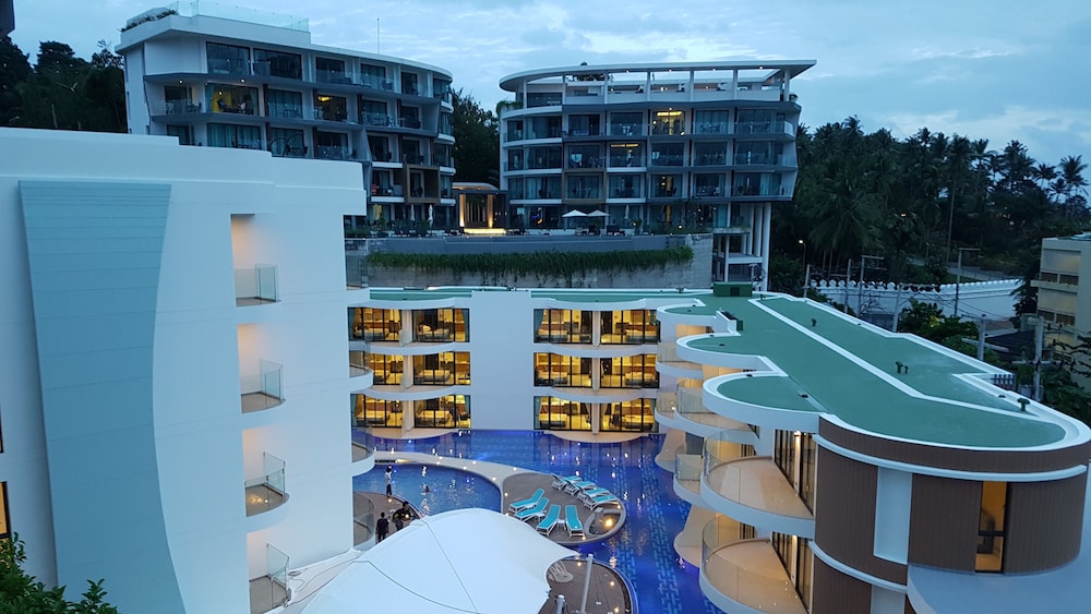 letsphuket twin sands resort and spa