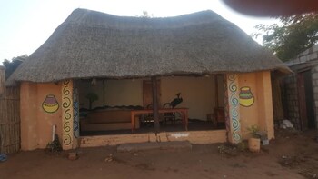 simoonga village backpackers and cafe
