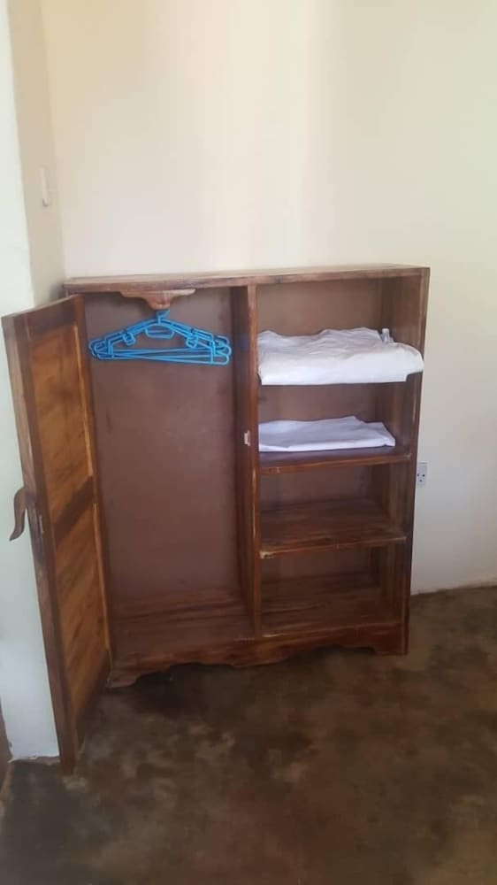 simoonga village backpackers and cafe