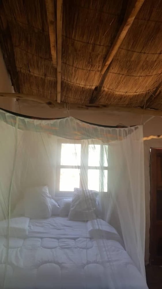 simoonga village backpackers and cafe