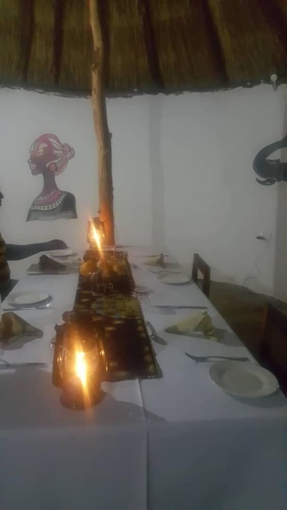 simoonga village backpackers and cafe