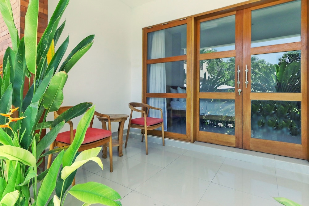 sahadewa suites residence