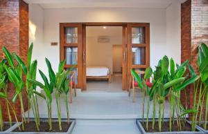 sahadewa suites residence