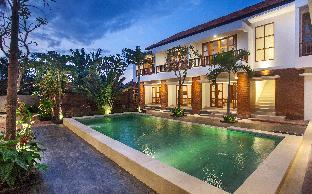 sahadewa suites residence