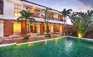 sahadewa suites residence